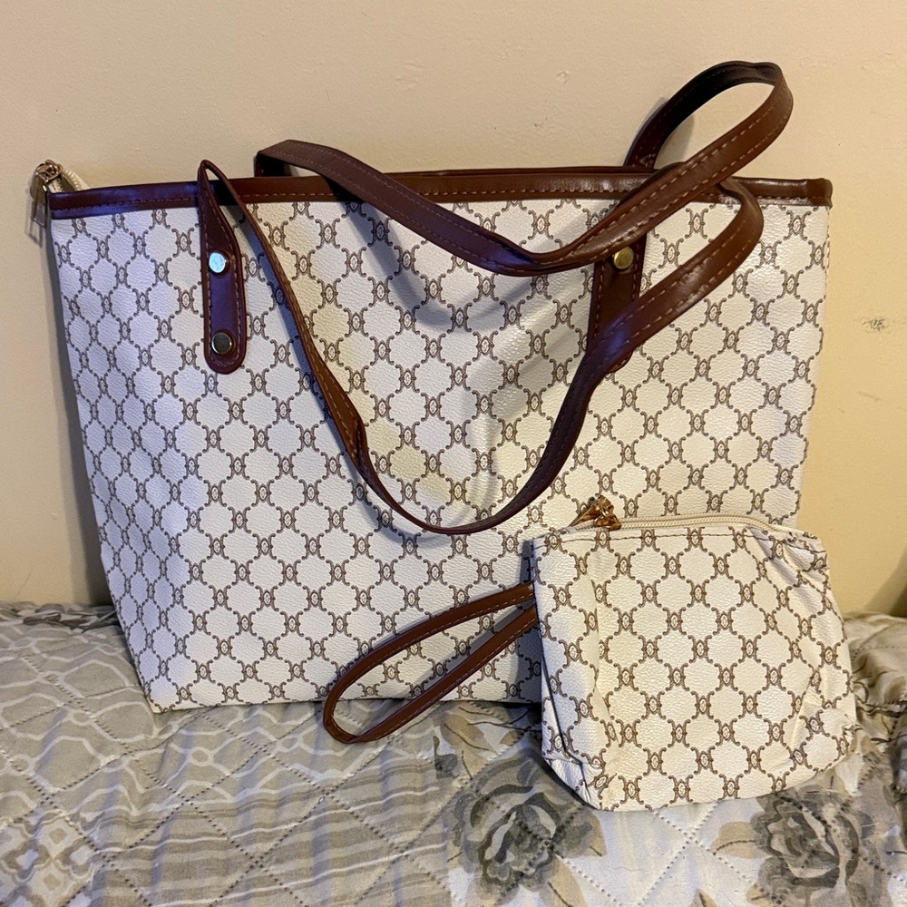 Elegant White and Brown Tote Bag Set